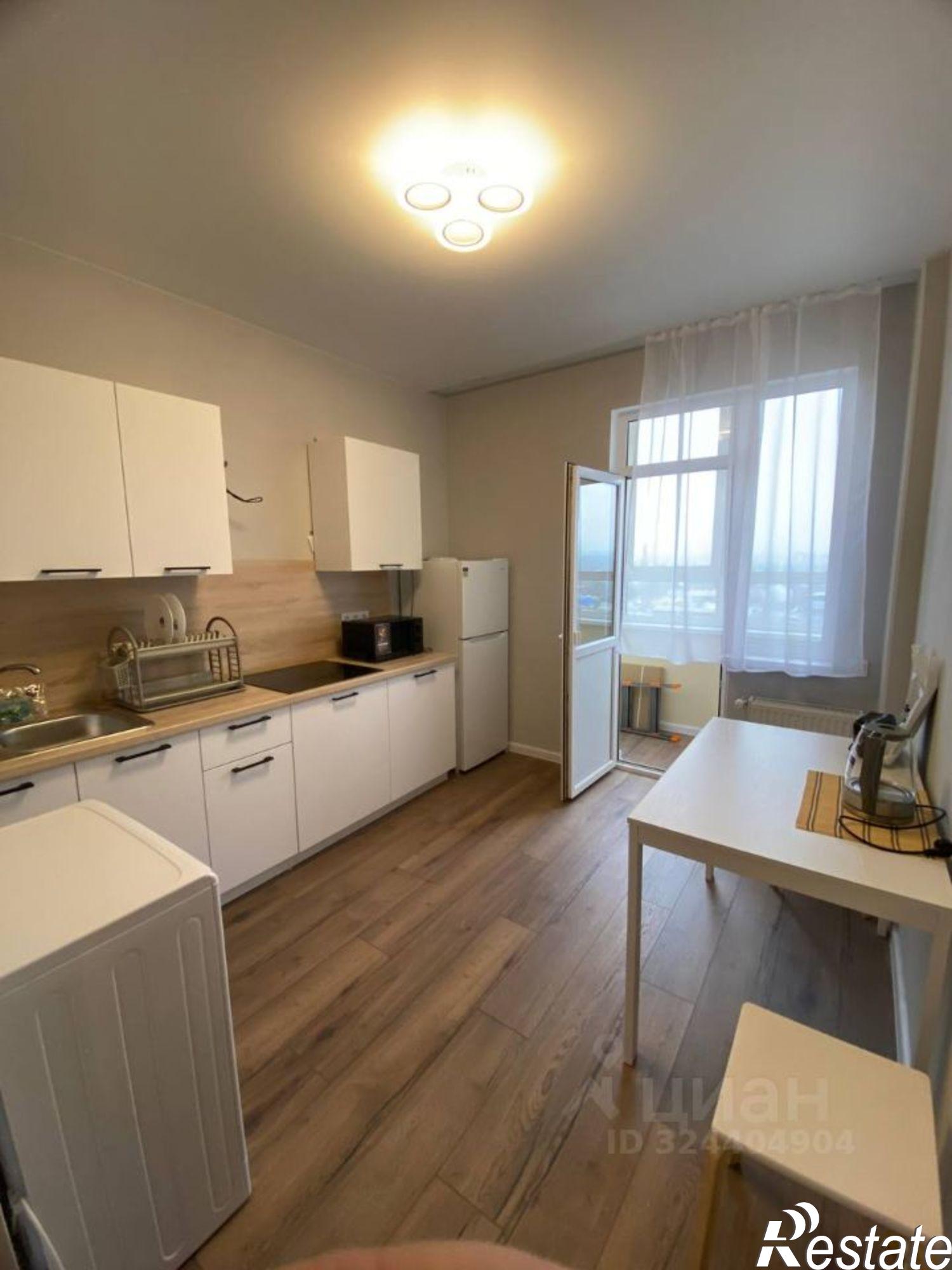 Сдать квартиру за 32 000 рублей на улица Нансена, 83 с3