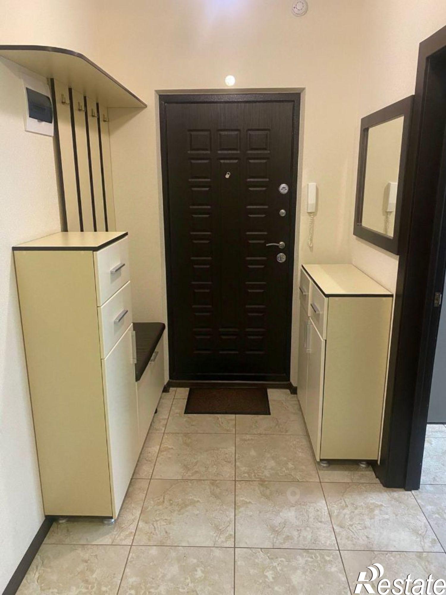 Сдать квартиру за 35 000 рублей на ул Еременко, 98