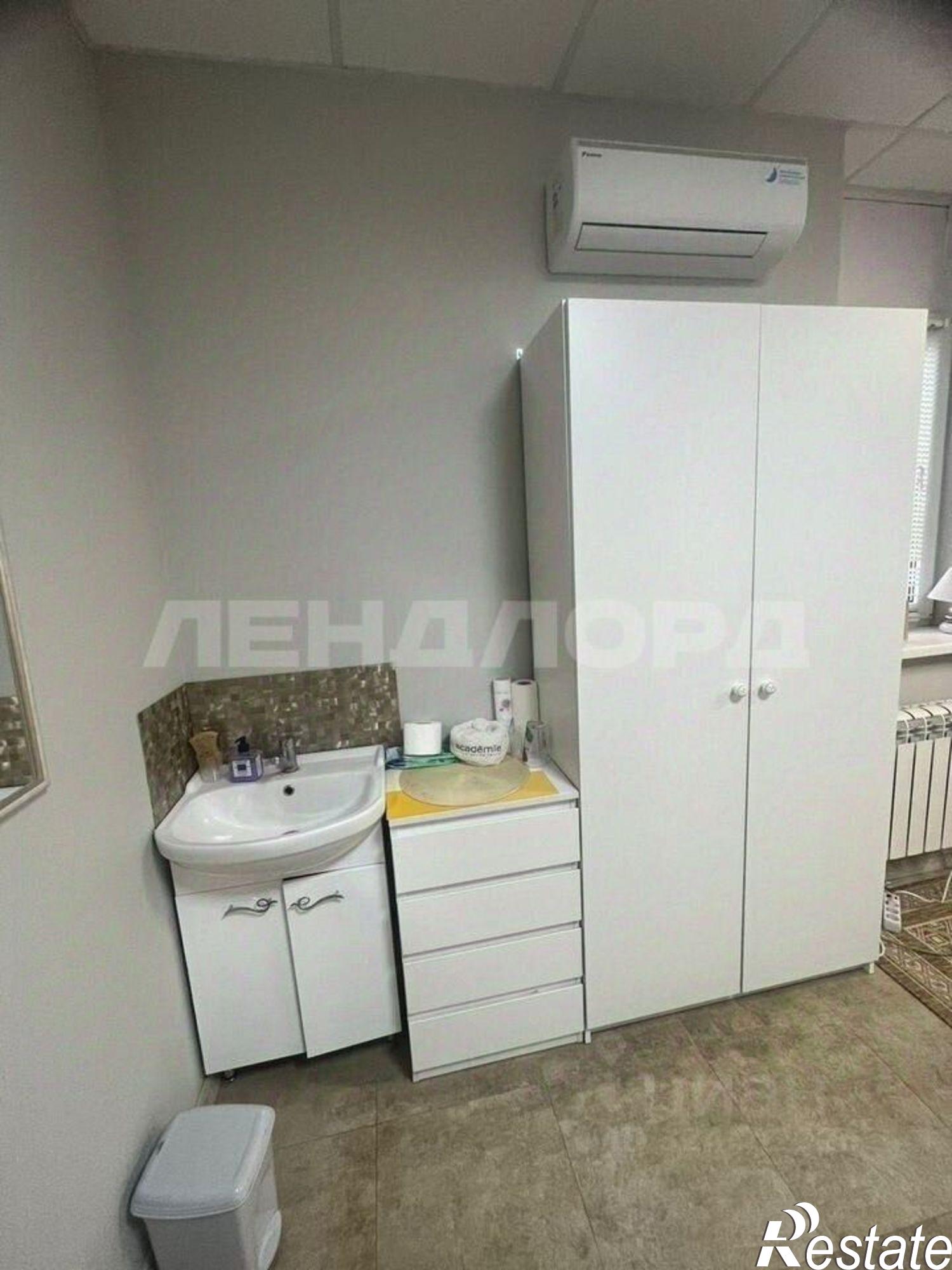 Купить офис, помещение под офис за 6 500 000 рублей на площадь Королёва