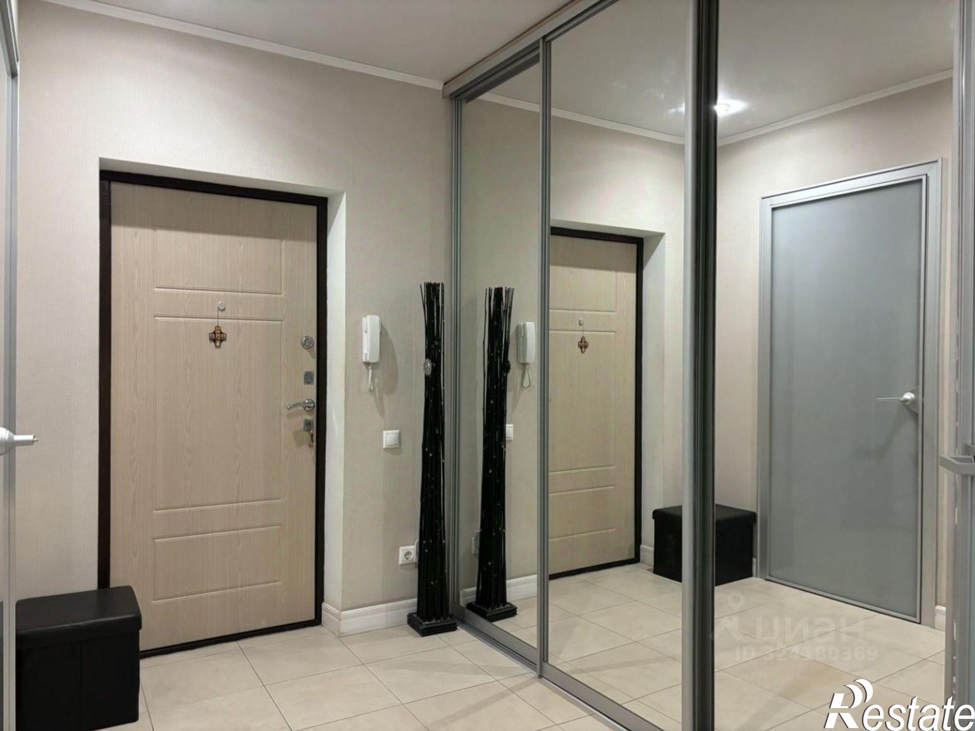 Купить квартиру за 13 200 000 рублей на пер Семашко, 80