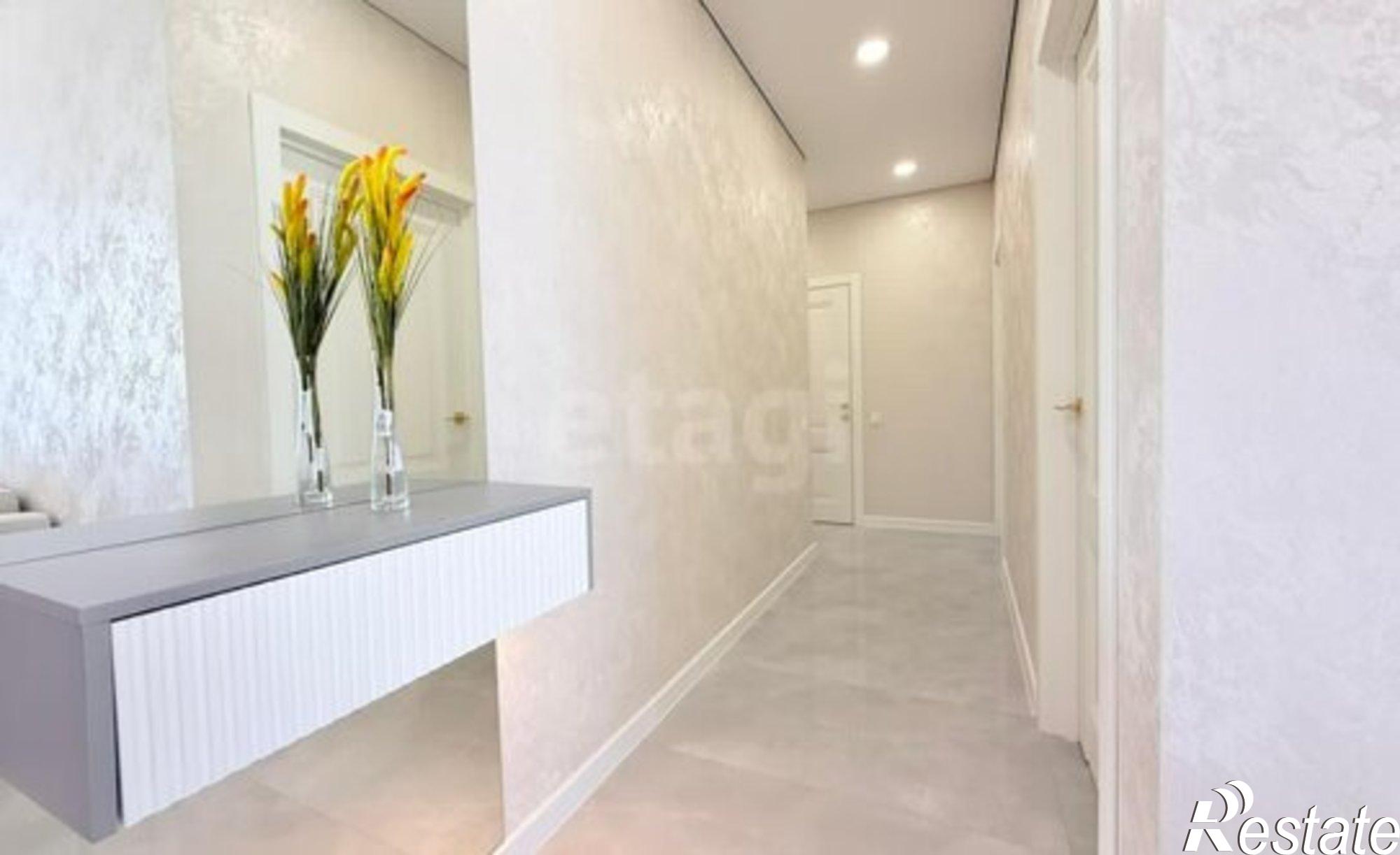 Купить квартиру за 18 000 000 рублей на улица Нансена, 107/5