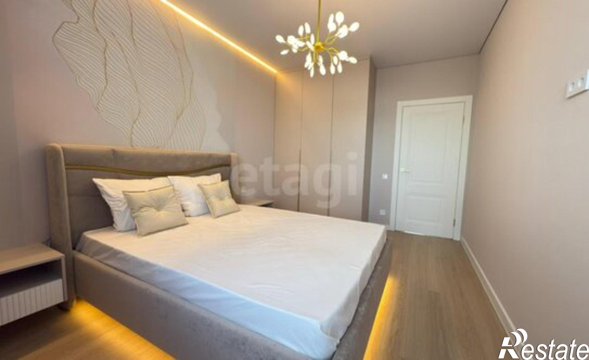 Купить квартиру за 18 000 000 рублей на улица Нансена, 107/5