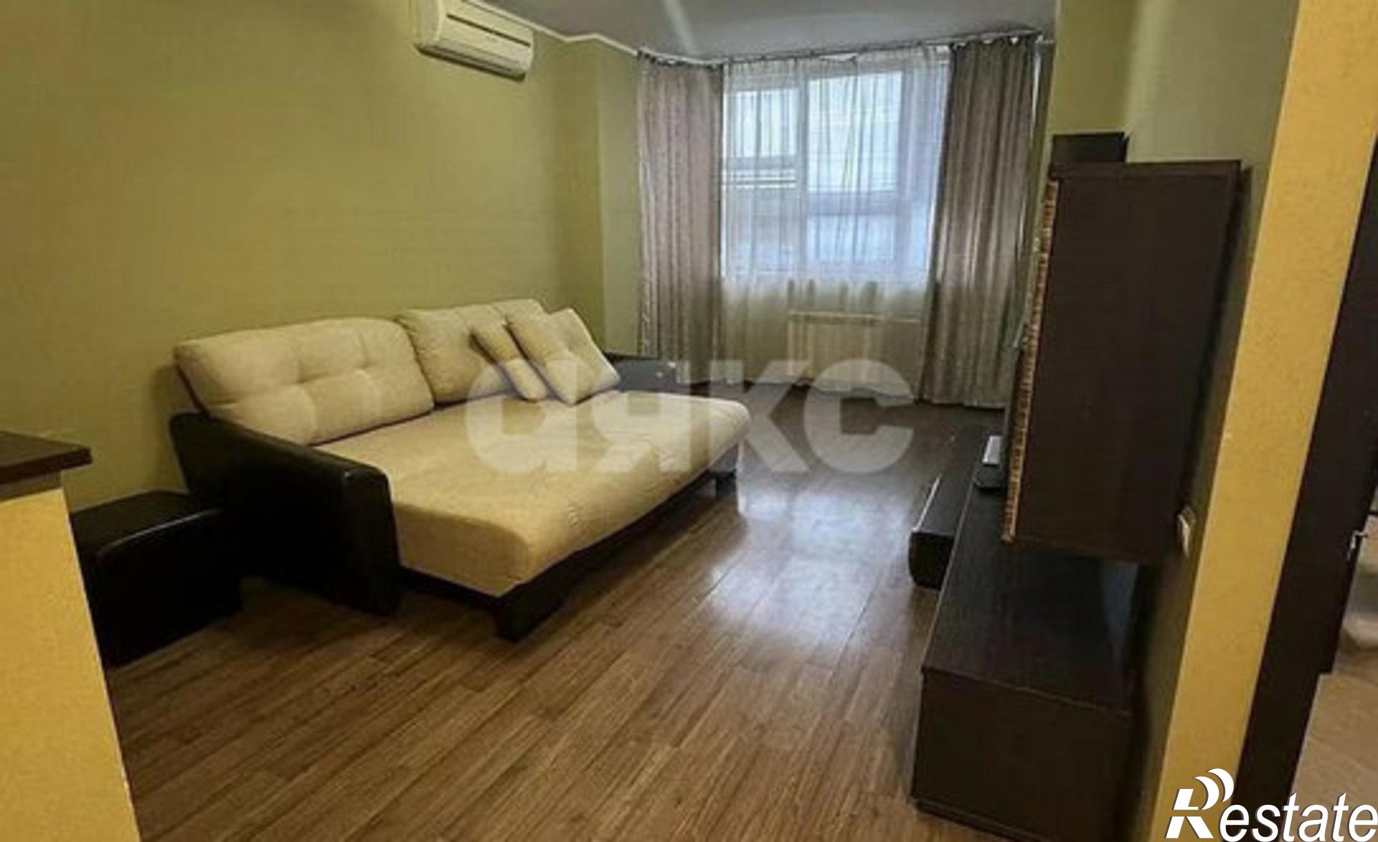 Купить квартиру за 7 700 000 рублей на улица Закруткина, 43