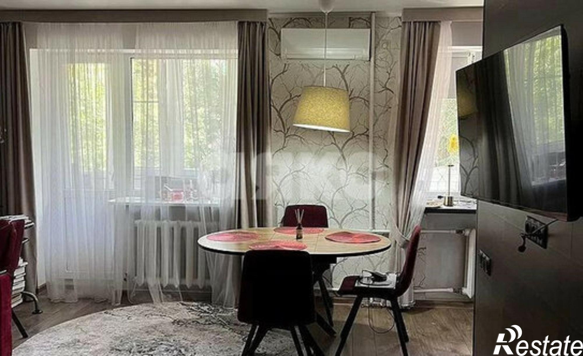 Купить квартиру за 8 000 000 рублей на Адыгейская улица, 74