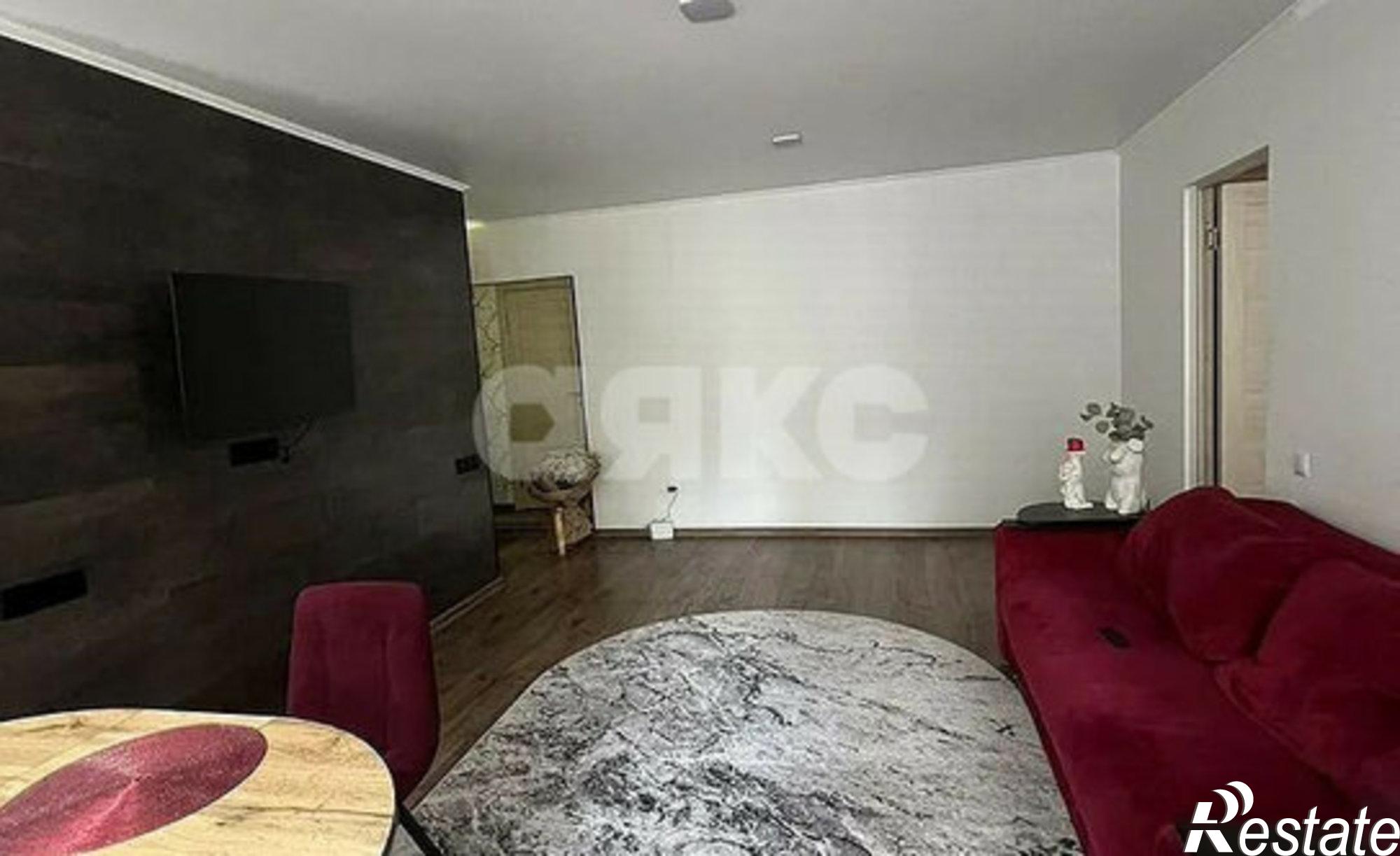 Купить квартиру за 8 000 000 рублей на Адыгейская улица, 74