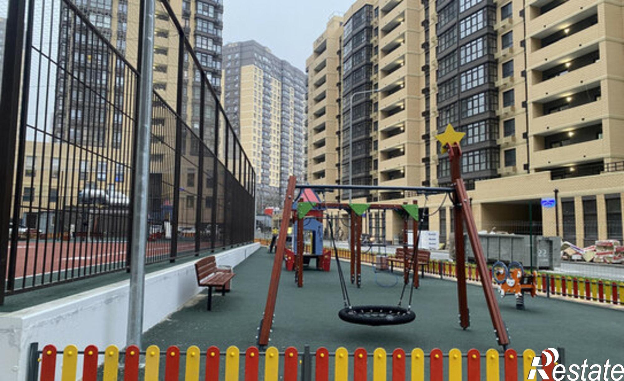 Купить квартиру за 8 200 000 рублей на улица Ларина, 45 с7