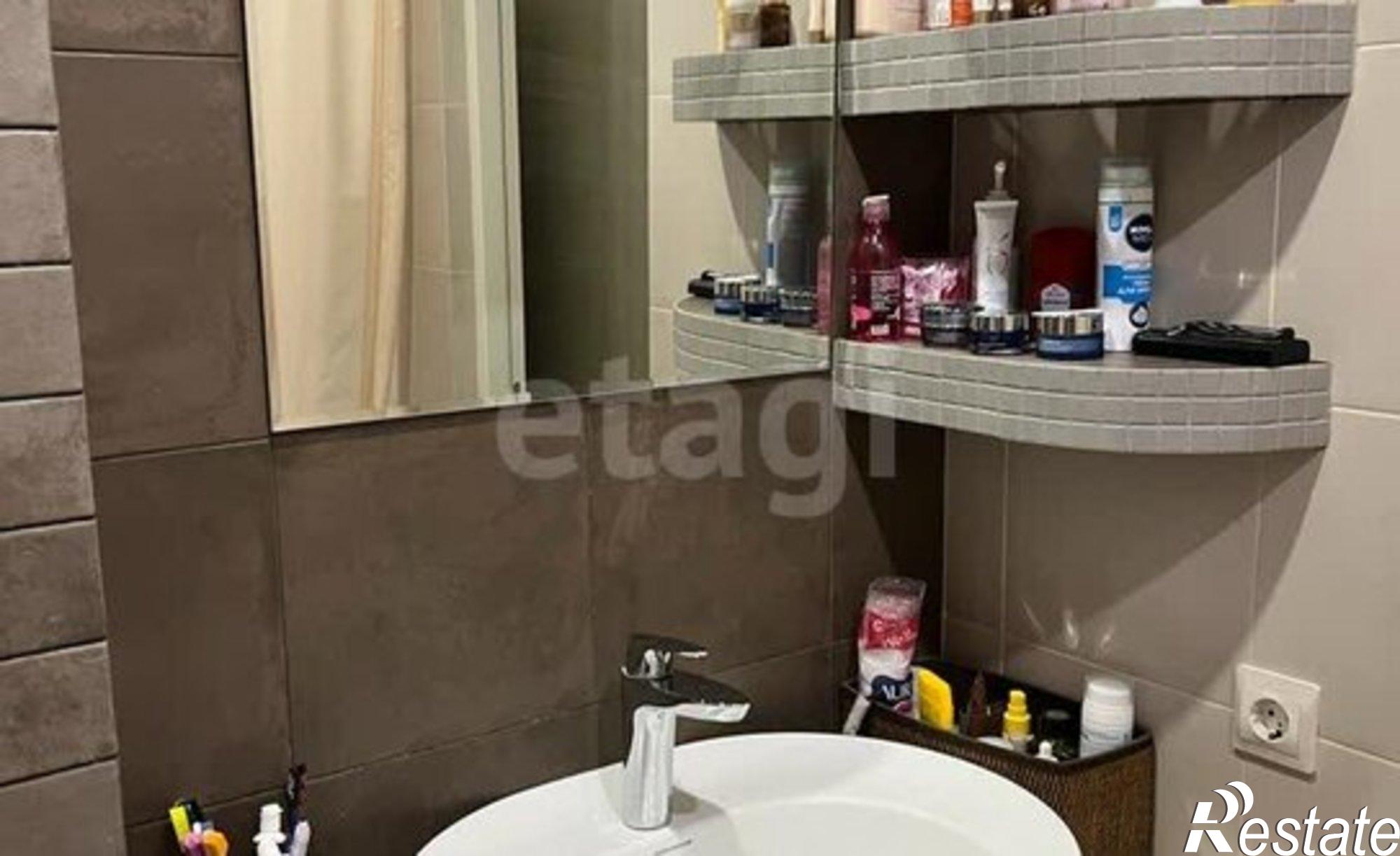 Купить квартиру за 9 250 000 рублей на Гвардейский переулок, 13