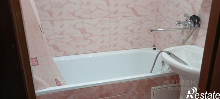 2-комн квартира проспект Королёва, 17,  д. 17