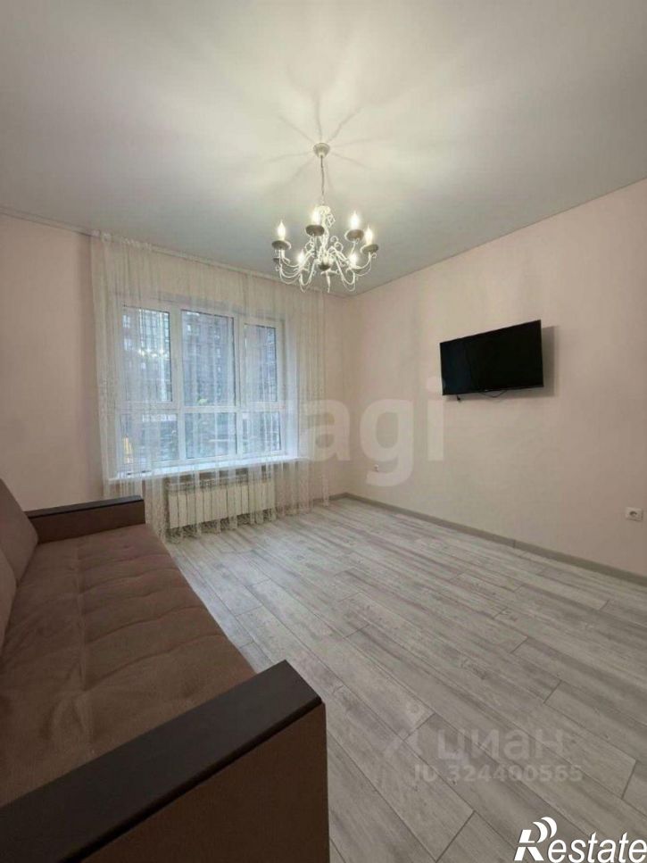 3-комн квартира пр-кт 40-летия Победы, 103а,  д. 103а