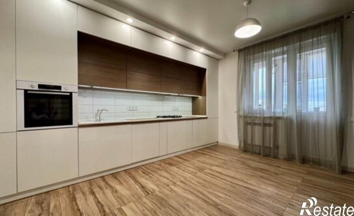 3-комн квартира улица Матросова, 35,  д. 35