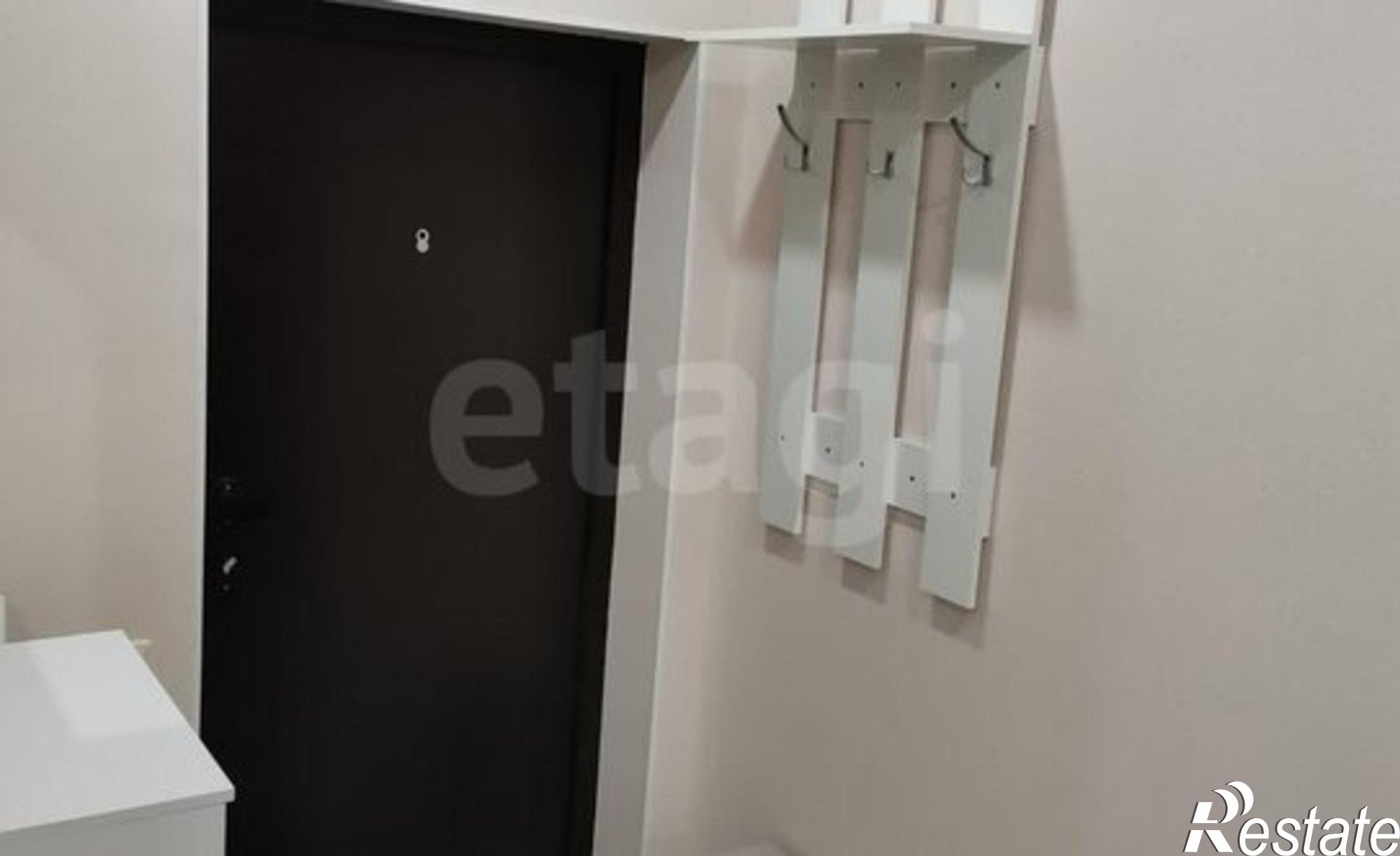 Купить квартиру за 6 700 000 рублей на улица Веры Пановой, 30 с1