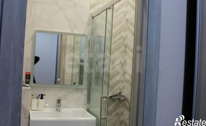 2-комн квартира улица Веры Пановой, 30 с1,  д. 30 с1