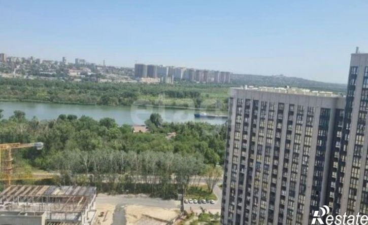 3-комн квартира ул Бориса Слюсаря, 23 2,  д. 23 2,  к. 2