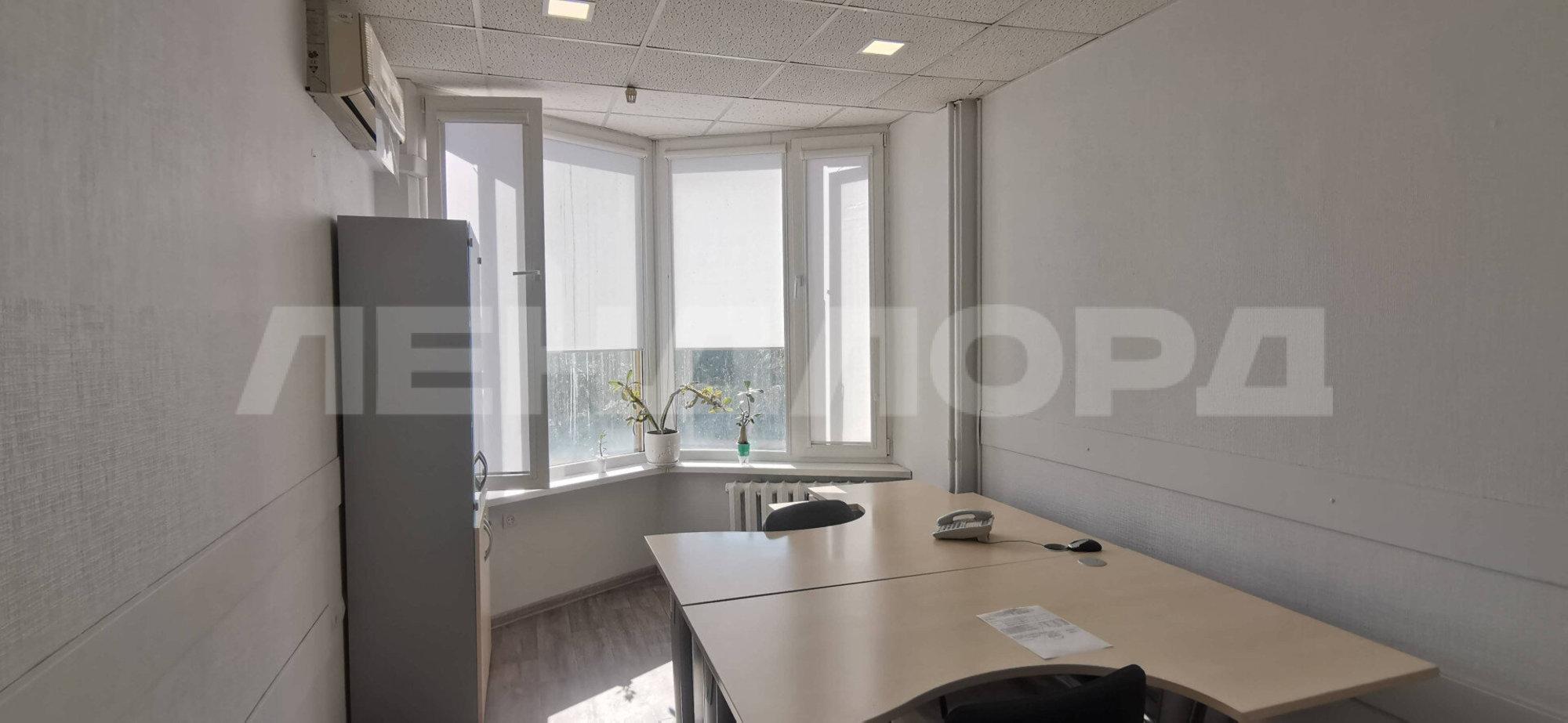 Купить офис, помещение под офис за 50 000 000 рублей на Большая Садовая улица