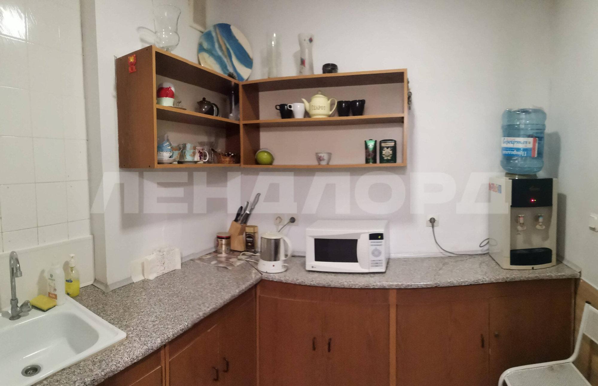 Купить офис, помещение под офис за 50 000 000 рублей на Большая Садовая улица