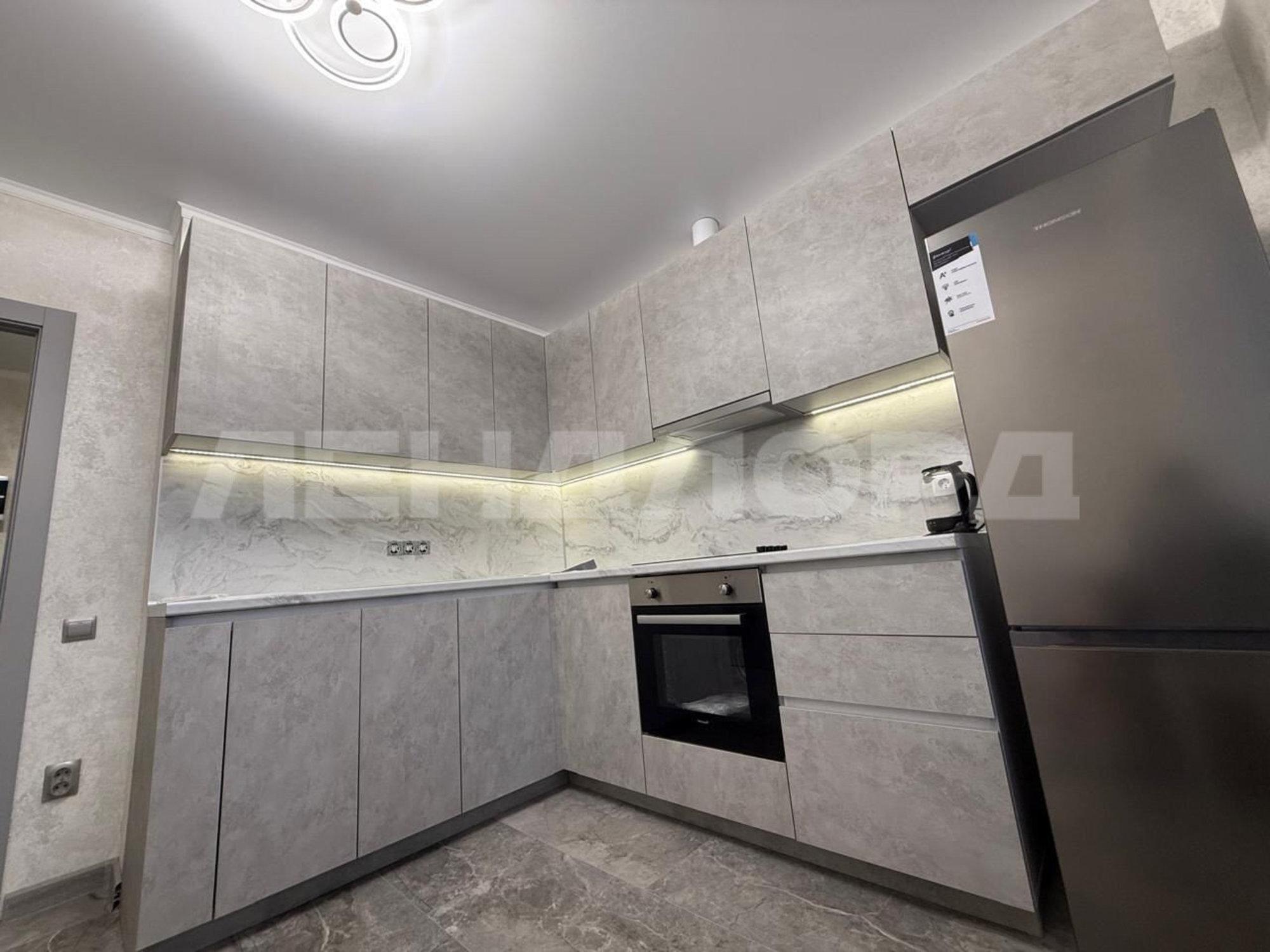 Купить квартиру за 6 900 000 рублей на Уланская улица, 17с3