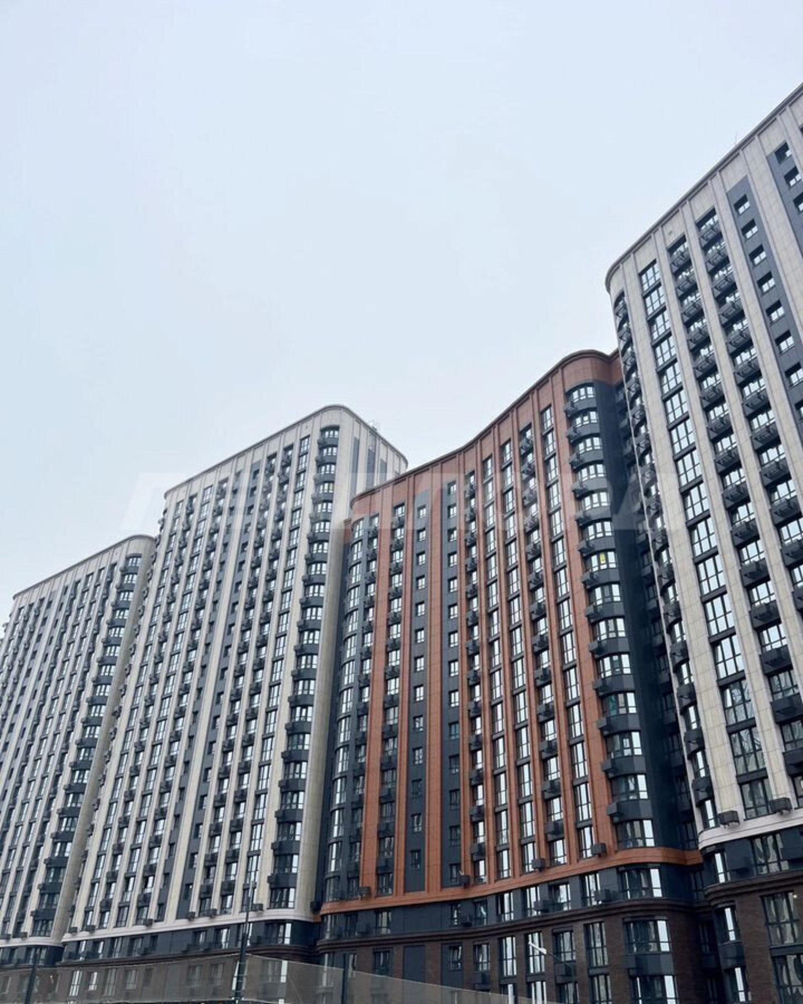 Купить квартиру за 5 700 000 рублей на улица Бориса Слюсаря, 19с2