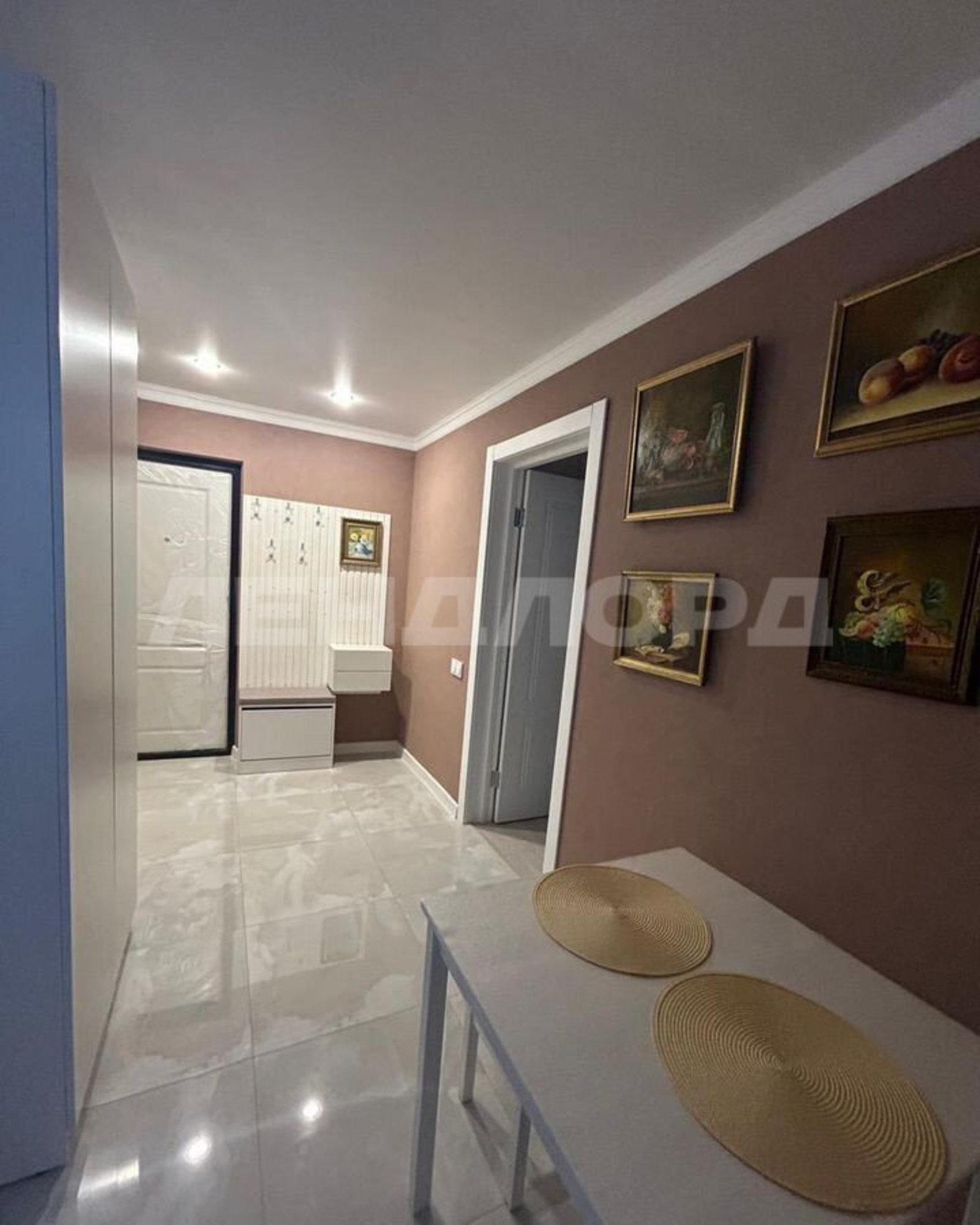 Купить квартиру за 7 200 000 рублей на улица 2-я Линия, 17/61