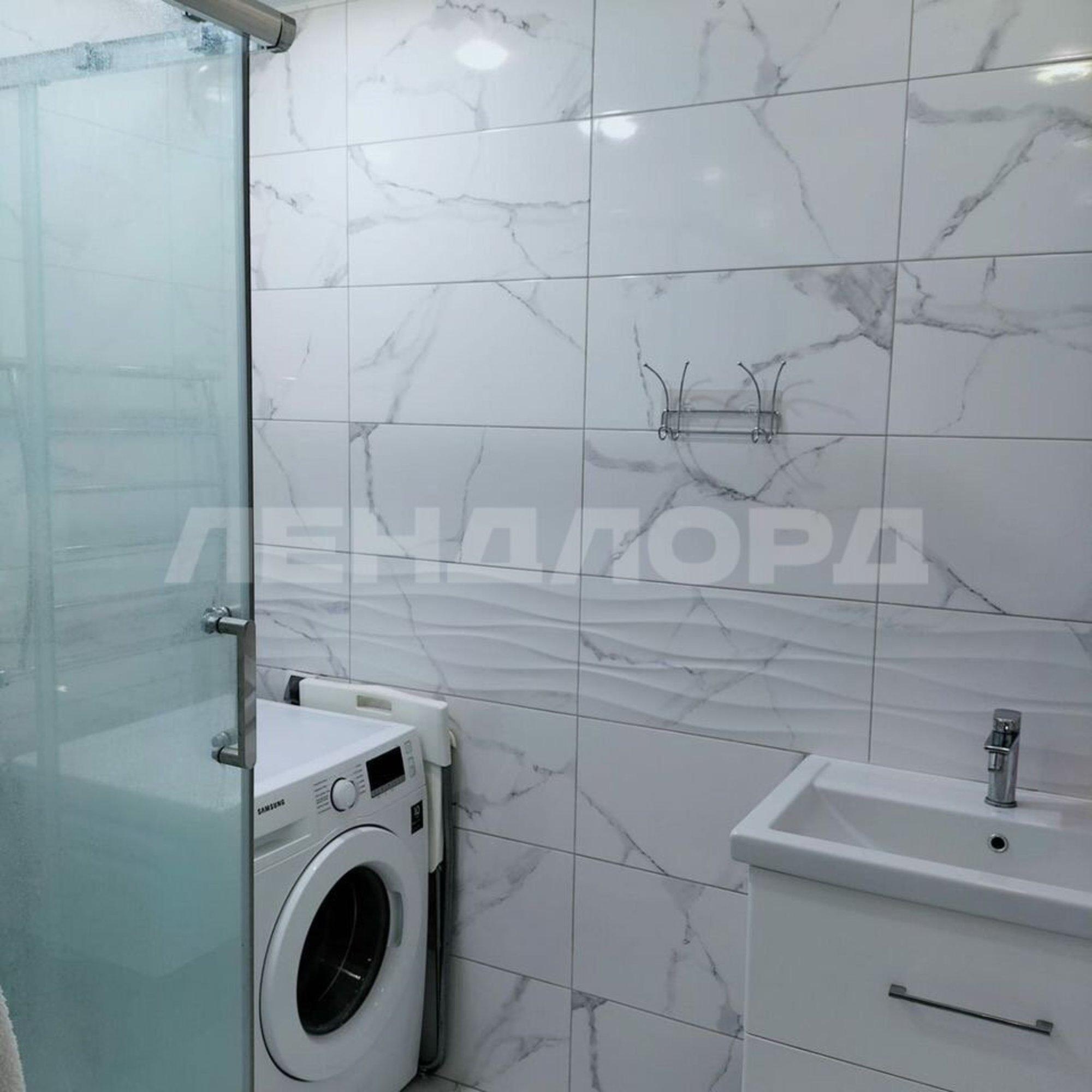 Купить квартиру за 7 800 000 рублей на проспект 40-летия Победы, 63/17с8