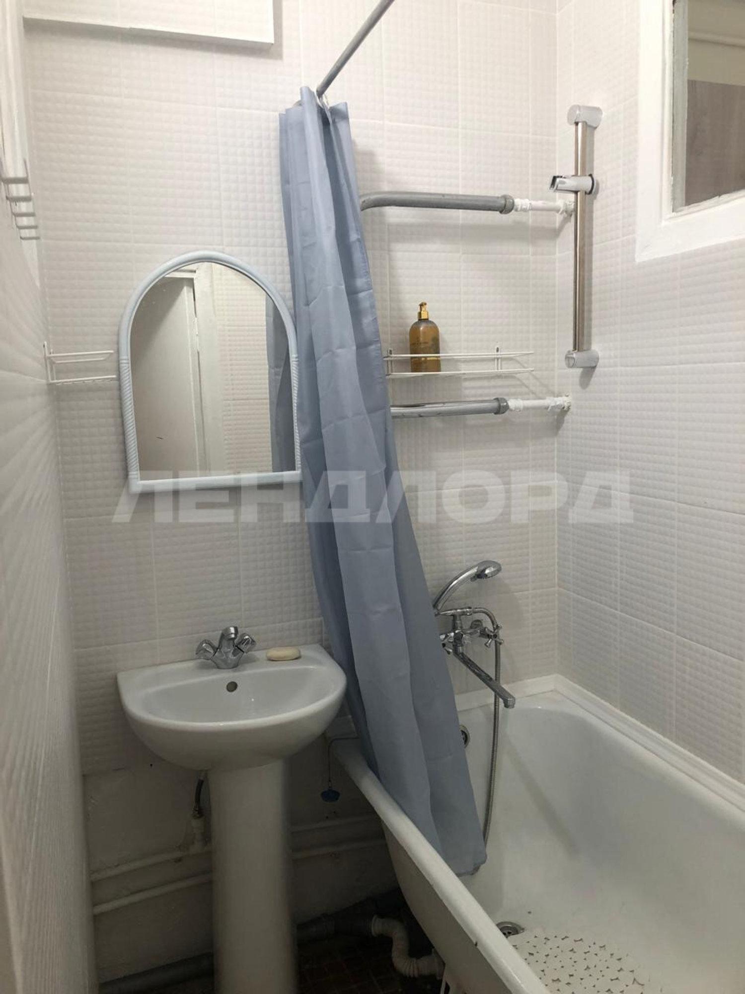 Сдать квартиру за 22 000 рублей на проспект Стачки, 199/2