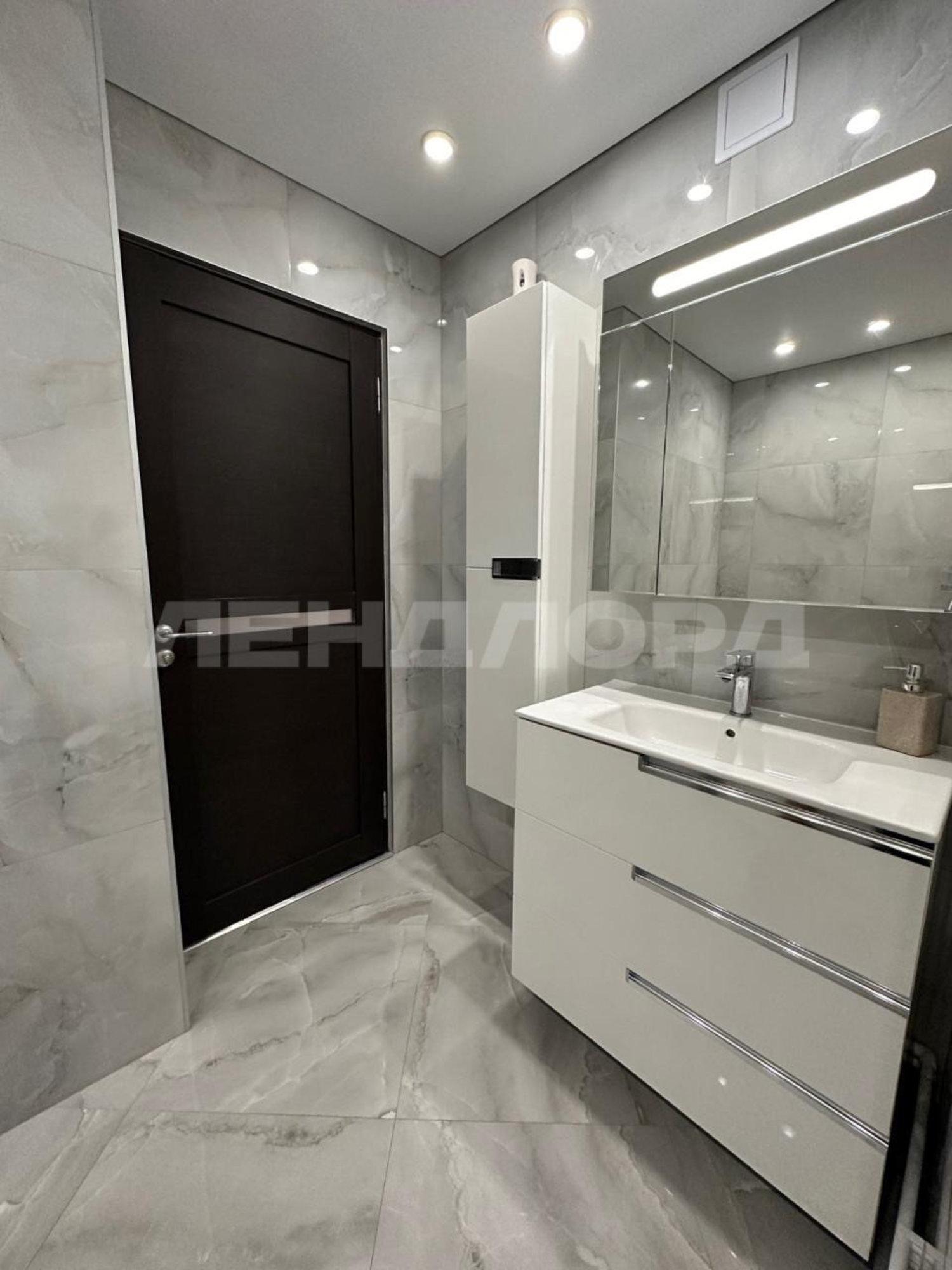 Купить квартиру за 5 700 000 рублей на Нижнебульварная улица, 26