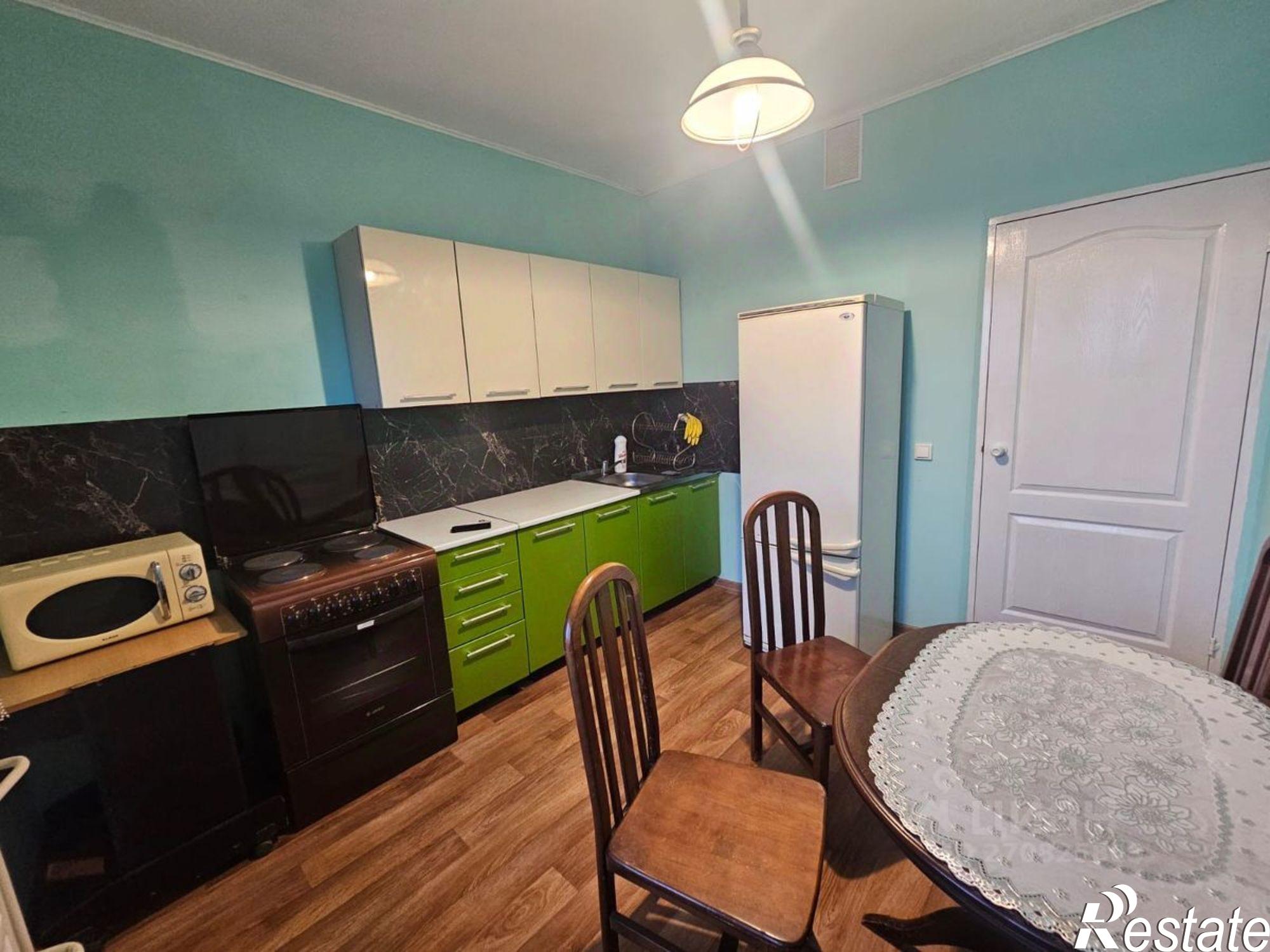 Сдать квартиру за 18 000 рублей на улица Петренко, 8