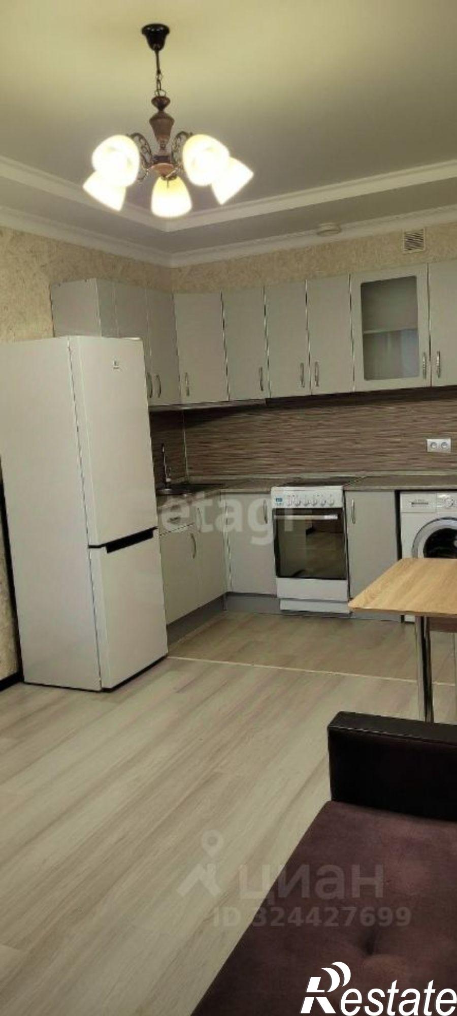 Сдать квартиру за 23 000 рублей на Творческая улица, 9 с1