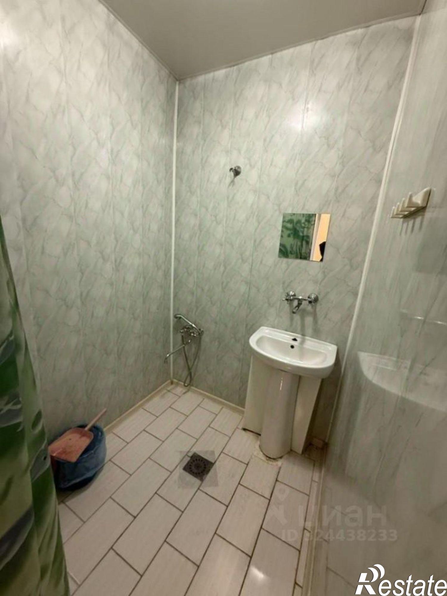 Сдать торговое помещение за 30 000 рублей на улица Шаумяна, 65