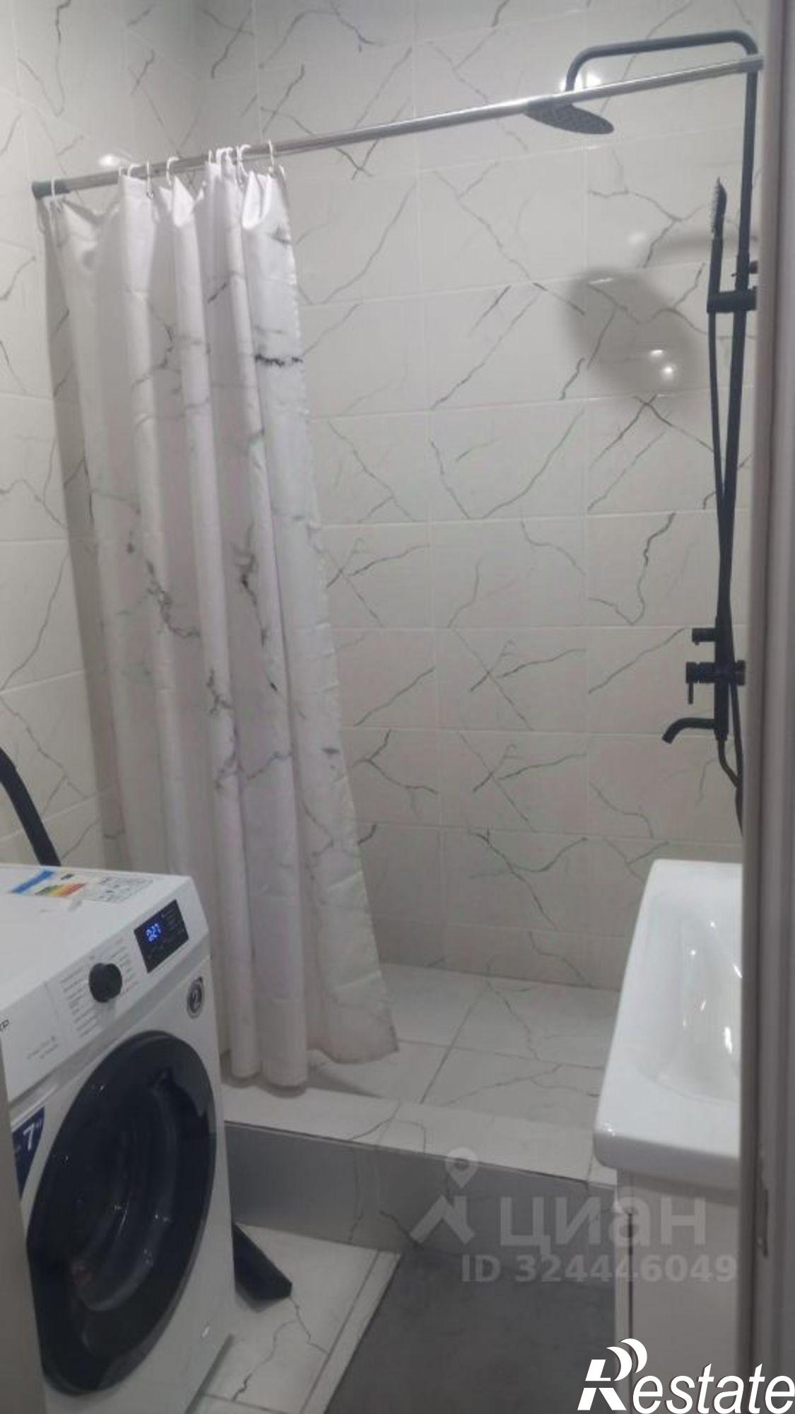 Сдать квартиру за 18 000 рублей на улица Нансена, 83 с3