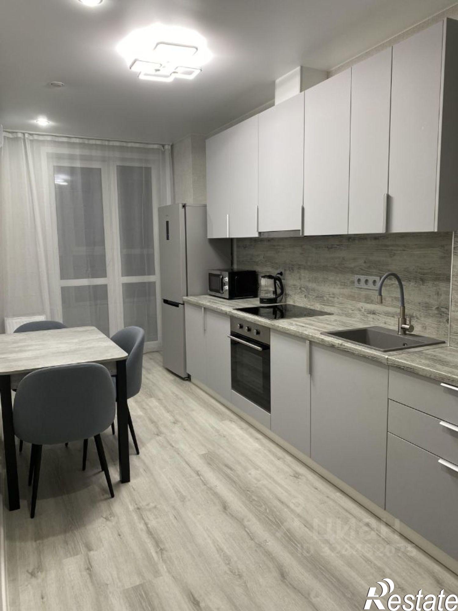 Сдать квартиру за 33 000 рублей на ул 23-я линия, 58