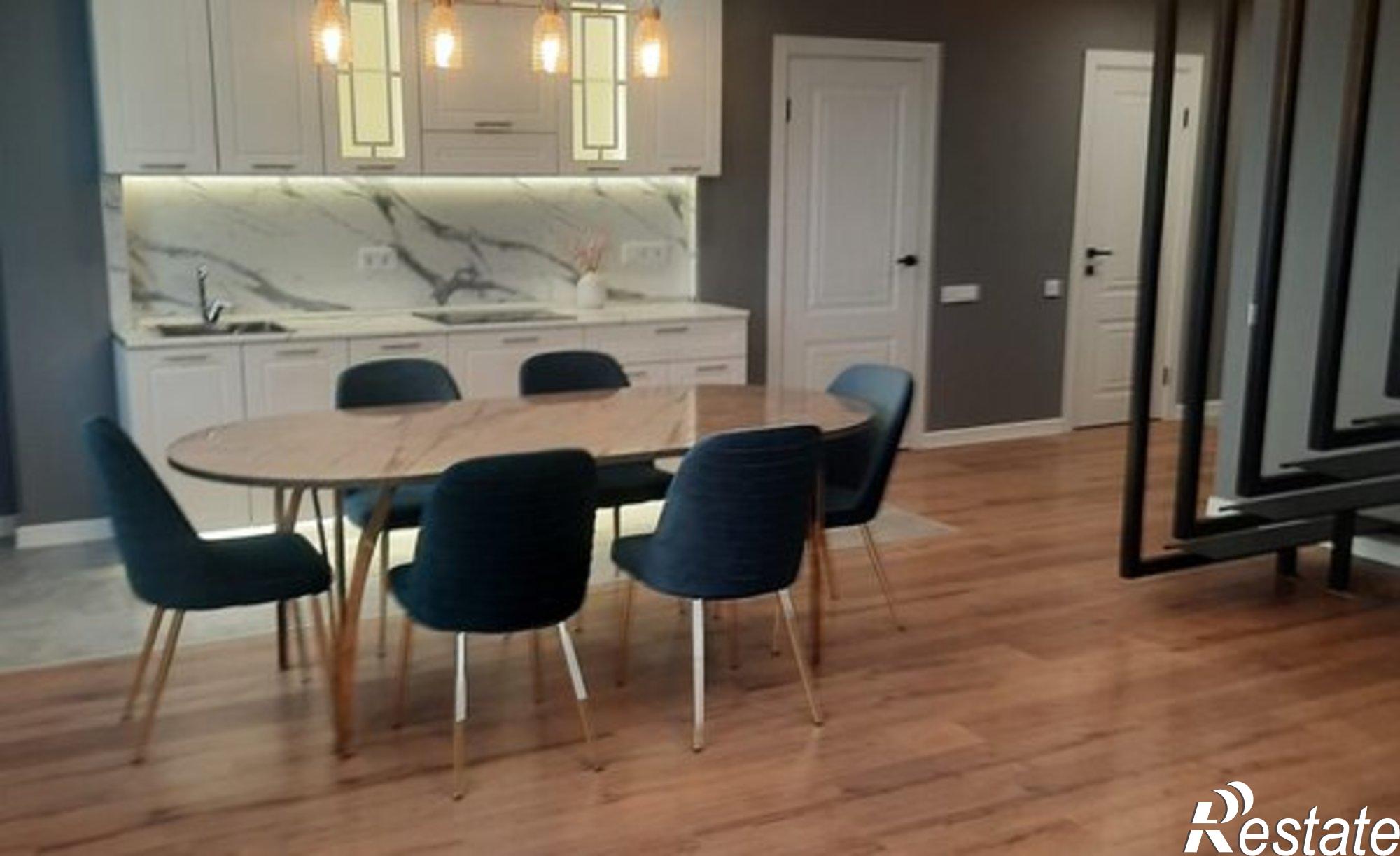 Купить квартиру за 9 970 000 рублей на ул Штахановского, 16