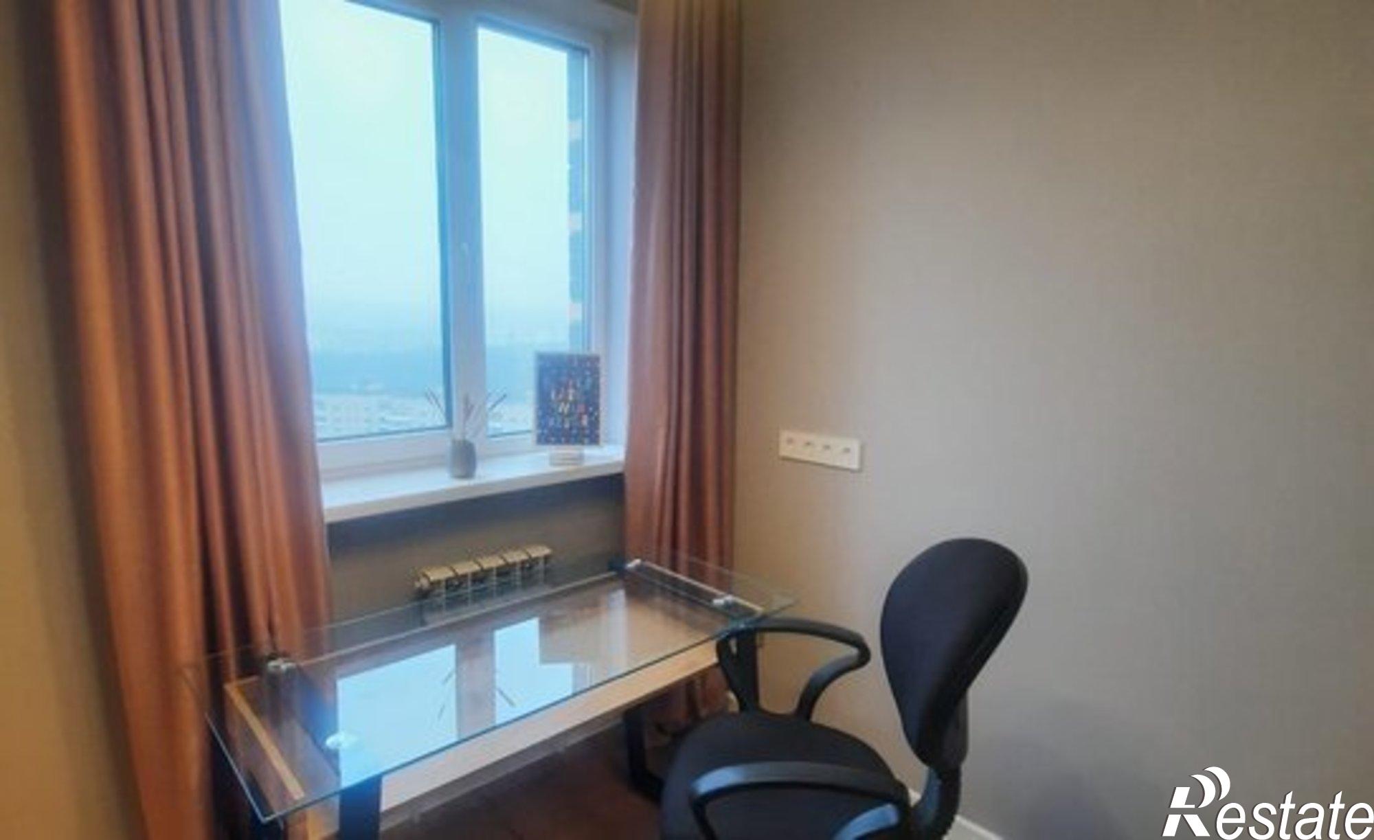 Купить квартиру за 9 970 000 рублей на ул Штахановского, 16