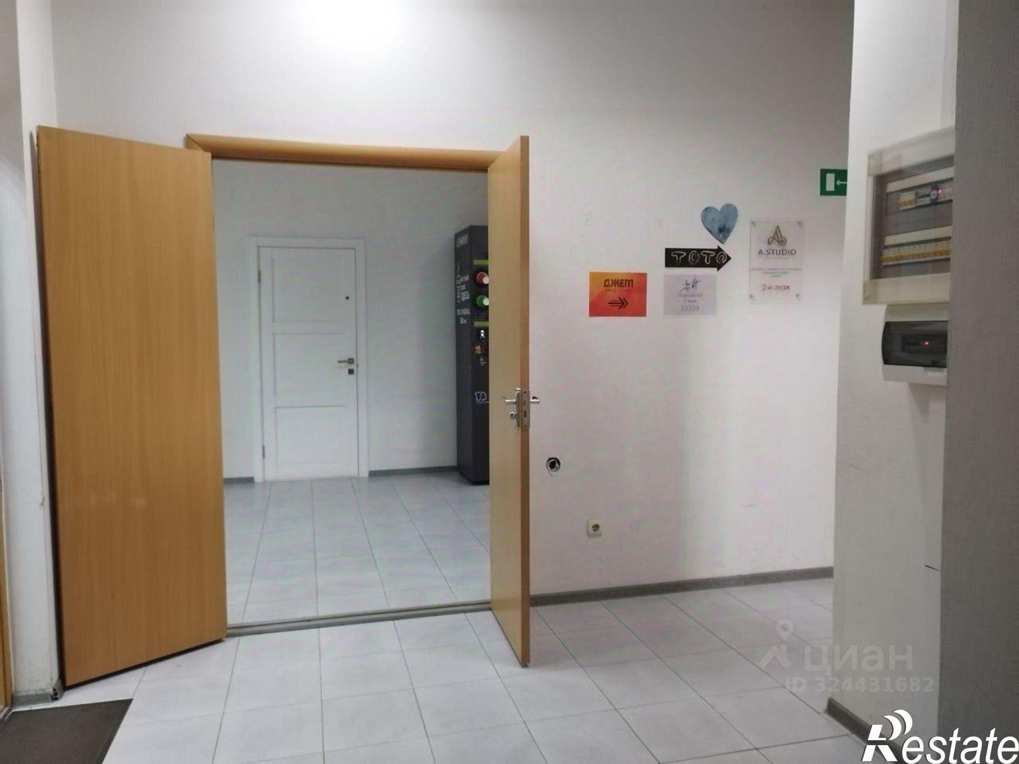 Купить офис, помещение под офис за 67 800 000 рублей на ул Добровольского, 11