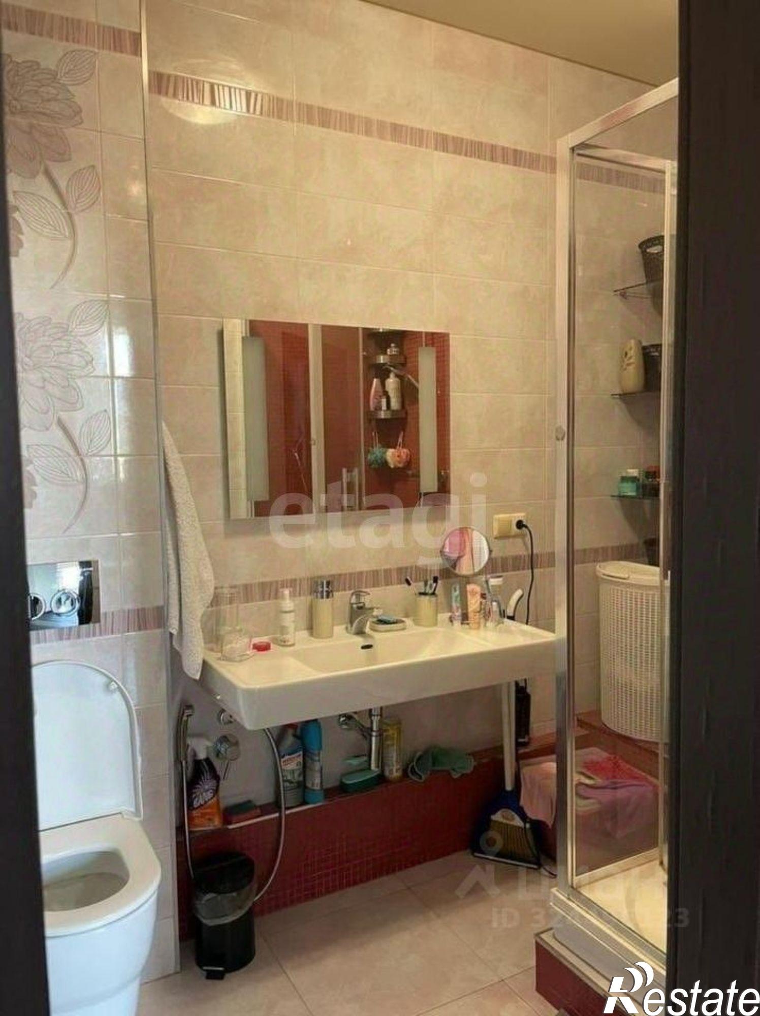 Купить квартиру за 12 500 000 рублей на Доломановский пер, 43/11