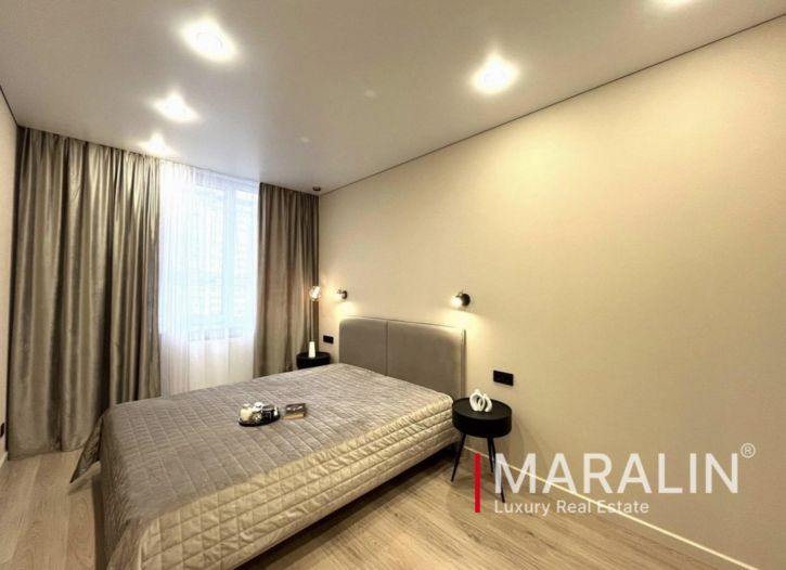 2-комн квартира Нансена, 109