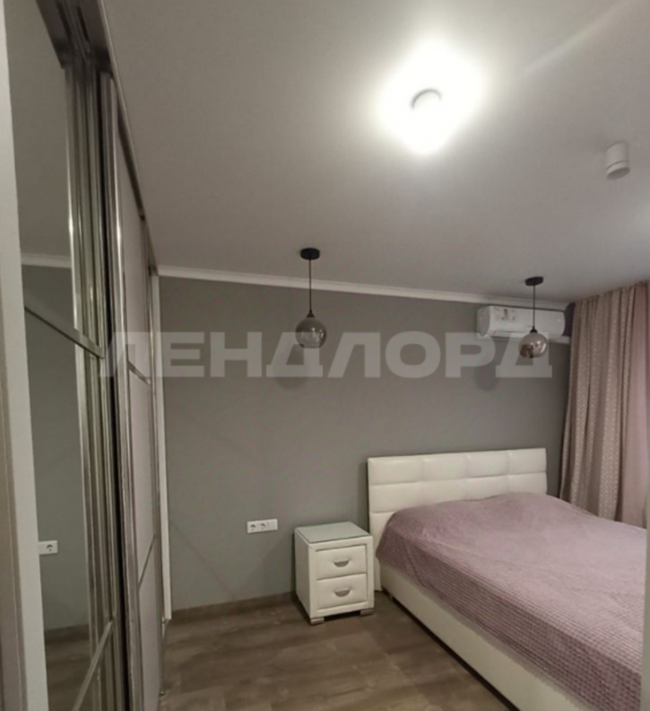 2-комн квартира проспект 40-летия Победы, 73/15