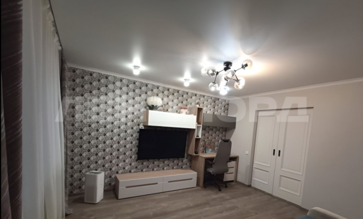 2-комн квартира проспект 40-летия Победы, 73/15