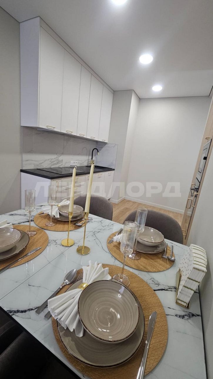 2-комн квартира улица Ларина, 45с1