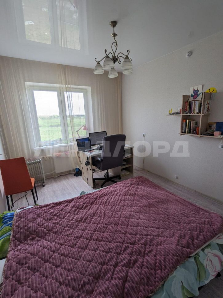 3-комн квартира улица Висаитова, 6/10