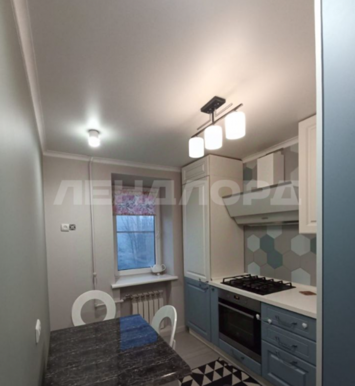 2-комн квартира проспект 40-летия Победы, 73/15