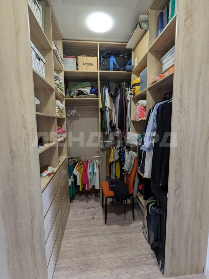 3-комн квартира улица Висаитова, 6/10