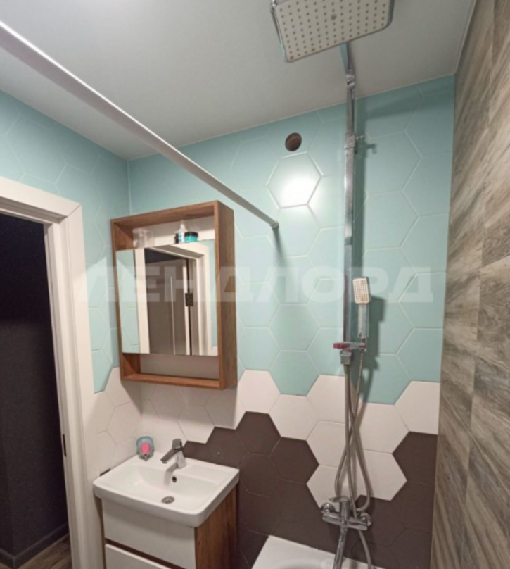 2-комн квартира проспект 40-летия Победы, 73/15