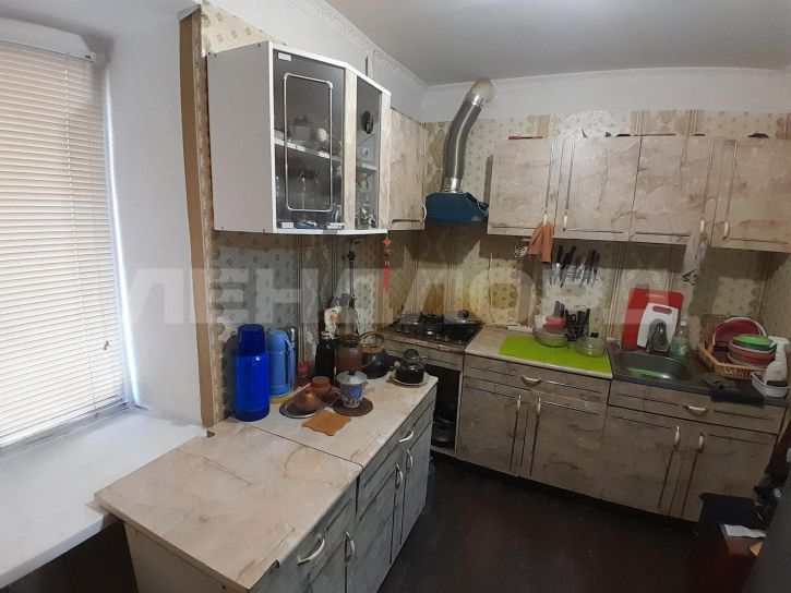 2-комн квартира проспект Космонавтов, 20