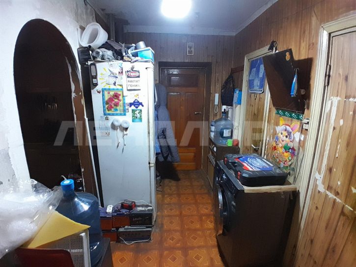 2-комн квартира проспект Космонавтов, 20