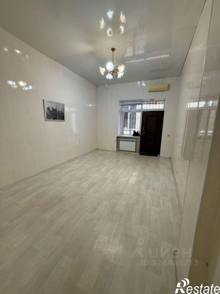 Торговое помещение улица Шаумяна, 65,  д. 65