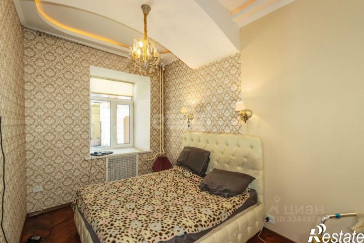 3-комн квартира Социалистическая улица, 1,  д. 1