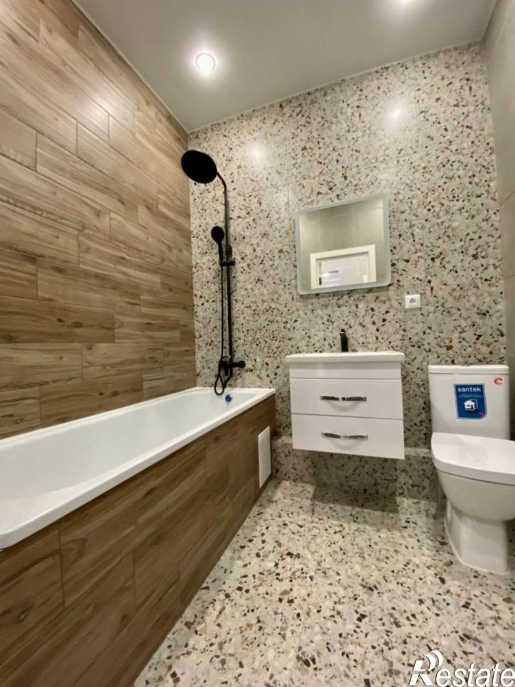 2-комн квартира улица Еляна, 68,  д. 68