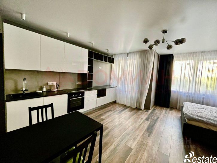 1-комн квартира бульвар Комарова, 18/3 с1,  д. 18/3 с1