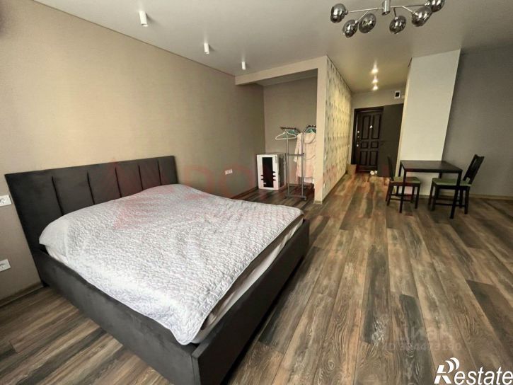 1-комн квартира бульвар Комарова, 18/3 с1,  д. 18/3 с1