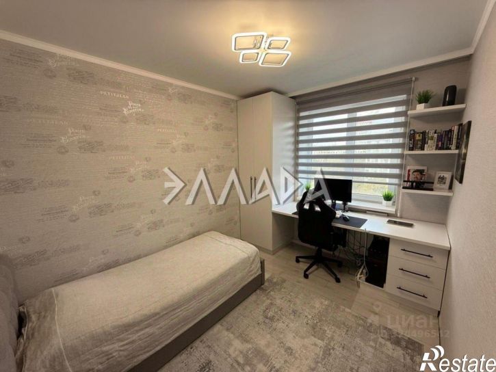 3-комн квартира бульвар Комарова, 18/3 с1,  д. 18/3 с1